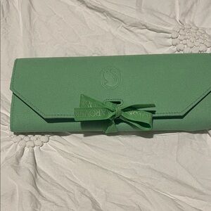 Swarovski Green jewelry travel case with Bow Accent